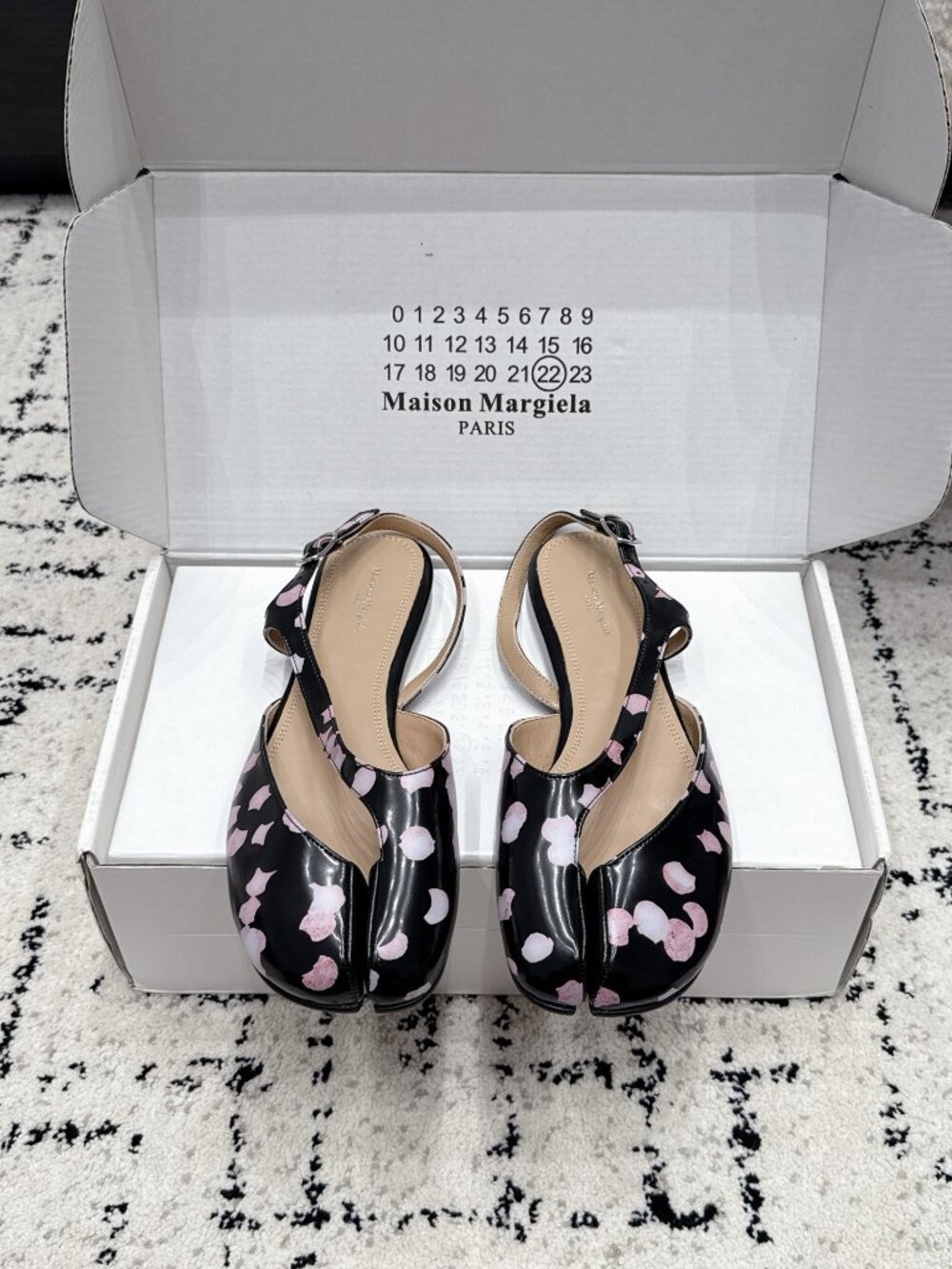 Maison Margiela Tabi split-toe flats with cherry blossom petal print - Picture 1 of 8